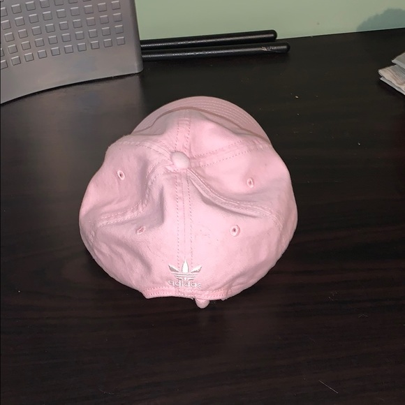 Adidas hat - Picture 3 of 5